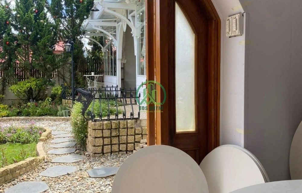 CẦN BÁN VILLA PHÁP CỔ ĐƯỜNG HOÀNG DIỆU – P. CAM LY - ĐÀ LẠT (P05)