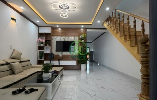 CẦN BÁN NHÀ CÓ SÂN ĐỂ Ô TÔ ĐƯỜNG CAO THẮNG, P. LANGBIANG - ĐÀ LẠT( P7)