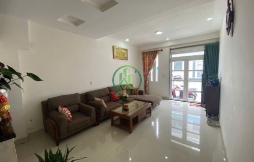 CẦN BÁN NHÀ ĐƯỜNG NGUYỄN TRUNG TRỰC - P. XUÂN HƯƠNG - ĐÀ LẠT