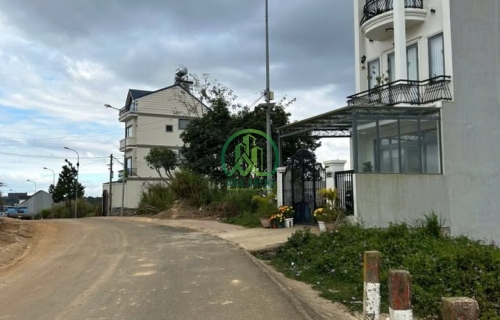 CẦN BÁN GẤP ĐẤT KQH NGUYỄN HOÀNG- P7- ĐÀ LẠT 