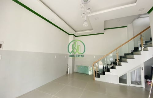 CẦN BÁN NHÀ MỚI XÂY ĐƯỜNG NGÔ QUYỀN, PHƯỜNG 6, TP. ĐÀ LẠT