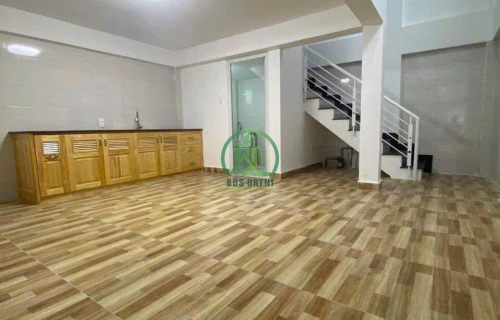 CHO THUÊ NHÀ NGUYÊN CĂN 4PN ĐƯỜNG NGÔ THÌ NHẬM, P4, ĐÀ LẠT - GIÁ 8tr/tháng