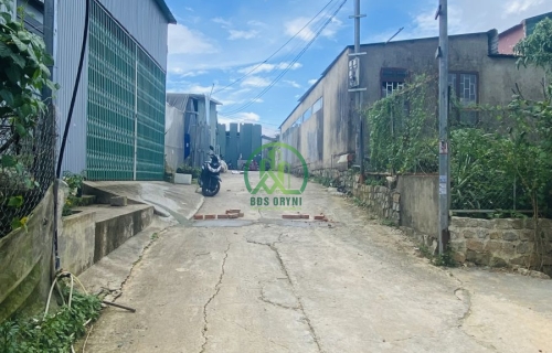 Cần bán lô đất P7. Đà Lạt