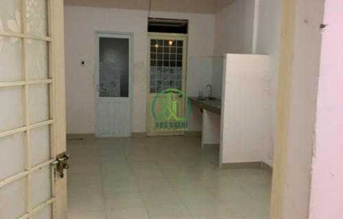 BÁN CĂN HỘ CHUNG CƯ NGÔ QUYỀN  TẦNG 1. P 6. ĐÀ LẠT