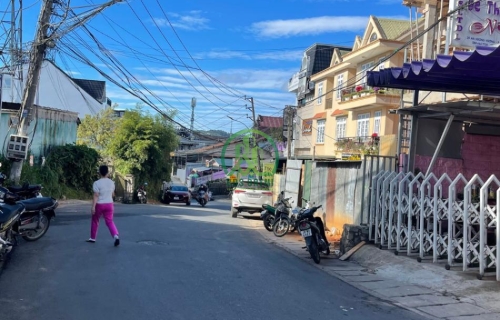 CẦN BÁN 2 LÔ ĐẤT ĐƯỜNG AN DƯƠNG VƯƠNG - P2 - ĐÀ LẠT