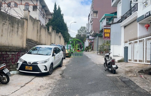 CẦN BÁN KHÁCH SẠN 2 MẶT TIỀN ĐƯỜNG TRẦN LÊ - P4 - ĐÀ LẠT