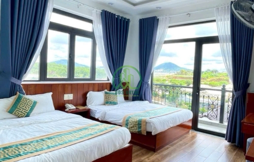 CẦN BÁN KHÁCH SẠN 3 SAO ĐƯỜNG NAM HỒ - P11 - ĐÀ LẠT