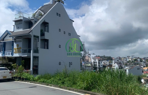 CẦN CHO THUÊ ĐẤT MẶT TIỀN HẺM 27 LÊ HỒNG PHONG - P4 - ĐÀ LẠT