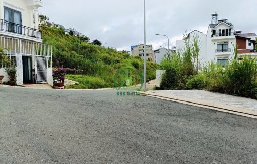 CẦN BÁN ĐẤT 2 MẶT TIỀN KHU DÂN CƯ SỐ 5 KQH AN SƠN - P4- ĐÀ LẠT 