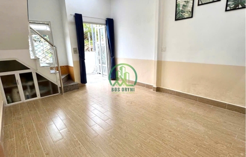 CẦN BÁN NHÀ 2 MẶT TIỀN ĐƯỜNG KIM ĐỒNG - P6 - ĐÀ LẠT