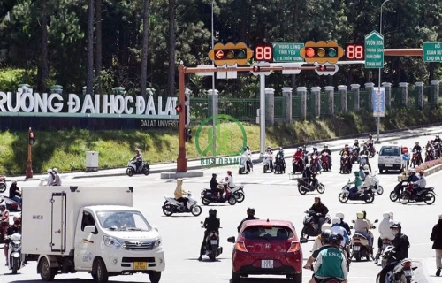 CẦN SANG QUÁN MẶT TIỀN PHƯỜNG 8 - ĐÀ LẠT