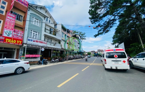 Bán Nhà 2 Mặt Tiền Ngay Khu Bệnh Viện Tỉnh - Kinh Doanh Đa Mặt Hàng - P6 - Đà Lạt.