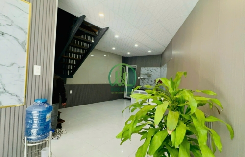 CẦN BÁN NHÀ MỚI ĐƯỜNG NGÔ THÌ SỸ, PHƯỜNG 4, TP. ĐÀ LẠT