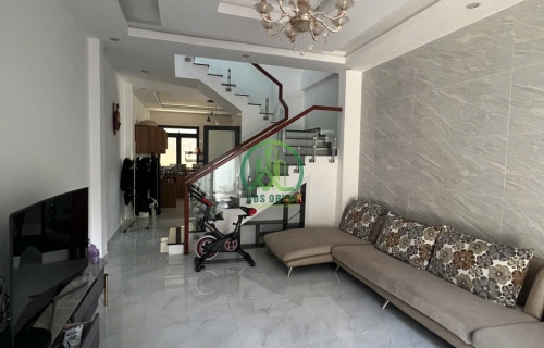 CẦN BÁN NHÀ  ĐƯỜNG PHAN CHU TRINH - P9 - ĐÀ LẠT