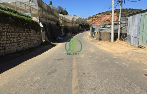  CẦN BÁN ĐẤT TẶNG NHÀ ĐANG KINH DOANH MẶT TIỀN ĐƯỜNG THỊ TRẤN LẠC DƯƠNG, LÂM ĐỒNG.