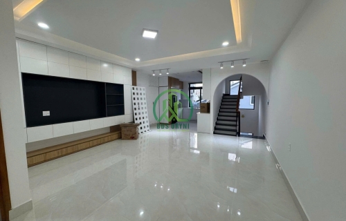 CẦN BÁN 2 CĂN NHÀ MỚI HOÀN THIỆN ĐƯỜNG HẺM NGUYỄN CÔNG TRỨ - P2 - ĐÀ LẠT