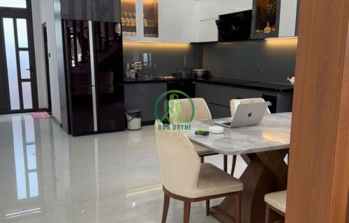 CẦN BÁN GẤP NHÀ HẺM ĐƯỜNG CAO THẮNG - P7 - ĐÀ LẠT