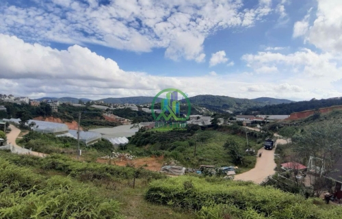 CẦN BÁN LÔ ĐẤT 2 MẶT TIỀN KQH MĂNG LIN- P7- ĐÀ LẠT 