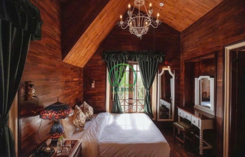 CẦN BÁN KHÁCH SẠN CỔ 2 MẶT TIỀN ĐƯỜNG ĐẶNG THÁI THÂN - P3 - ĐÀ LẠT