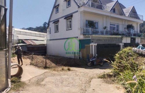 CẦN BÁN ĐẤT 2 MẶT TIỀN KHU VẠN THÀNH - P5 - ĐÀ LẠT - LÂM ĐỒNG