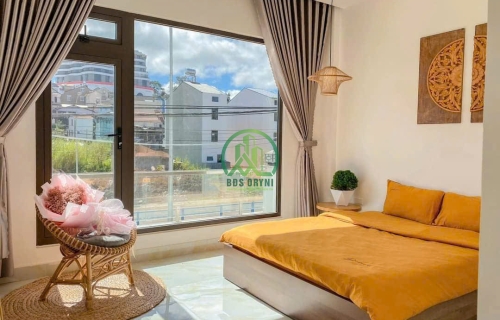 CẦN BÁN KHÁCH SẠN ĐẸP 2 MẶT TIỀN TẠI KQH PHẠM HỒNG THÁI - P10 - ĐÀ LẠT