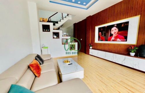 CẦN BÁN HOẶC CHO THUÊ NHÀ LIÊN KẾ SÂN VƯỜN MỚI TOANH NỘI THẤT CAO CẤP MẶT TIỀN ĐƯỜNG CỔ LOA - PHƯỜNG 2 - ĐÀ LẠT (VIEW TUYỆT ĐẸP)