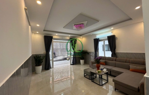 CẦN BÁN NHÀ 2 MẶT ĐƯỜNG XÂY KIÊN CỐ NGUYỄN AN NINH- P6- ĐÀ LẠT