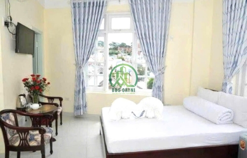 CẦN BÁN KHÁCH SẠN MẶT TIỀN ĐƯỜNG HẢI THƯỢNG - P5 - ĐÀ LẠT