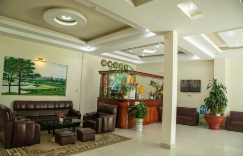 CẦN CHO THUÊ KHÁCH SẠN 2 SAO MẶT TIỀN ĐƯỜNG BÙI THỊ XUÂN - P2 - ĐÀ LẠT