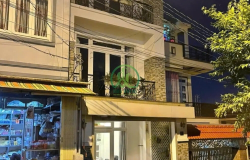 BÁN NHÀ MẶT TIỀN CỔ LOA ,P2,ĐÀ LẠT 