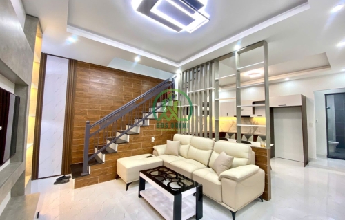 CẦN BÁN NHANH NHÀ MỚI ĐẸP ĐƯỜNG PHAN ĐÌNH PHÙNG - P2 - ĐÀ LẠT