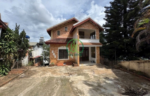 CẦN BÁN ĐẤT MẶT TIỀN PASTEUR - PHƯỜNG 4 - ĐÀ LẠT.