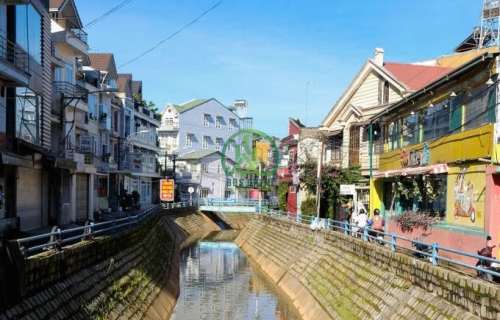 CẦN BÁN ĐẤT TẶNG NHÀ ĐƯỜNG PHAN ĐÌNH PHÙNG - PHƯỜNG XUÂN HƯƠNG - ĐÀ LẠT