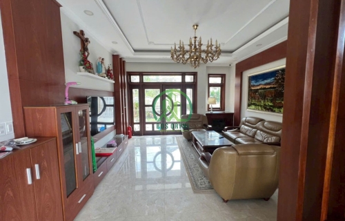 CẦN BÁN CĂN BIỆT THỰ VIEW SIÊU ĐẸP NẰM GIỮA TRUNG TÂM NGAY ĐẦU ĐƯỜNG ĐẶNG THÁI THÂN